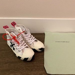 OFF WHITE Arrows Mid-Top Sneakers